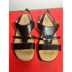 Life stride soft systems black sandals size 8.5 M